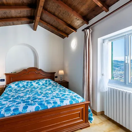 Il Girasole By Interhome بيت للعطل *